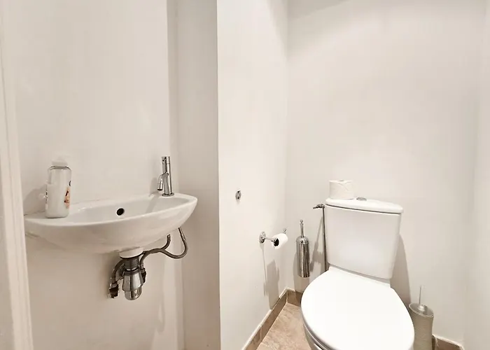 86m2, Spacieux, 2 Chambres, A 1 Min De La