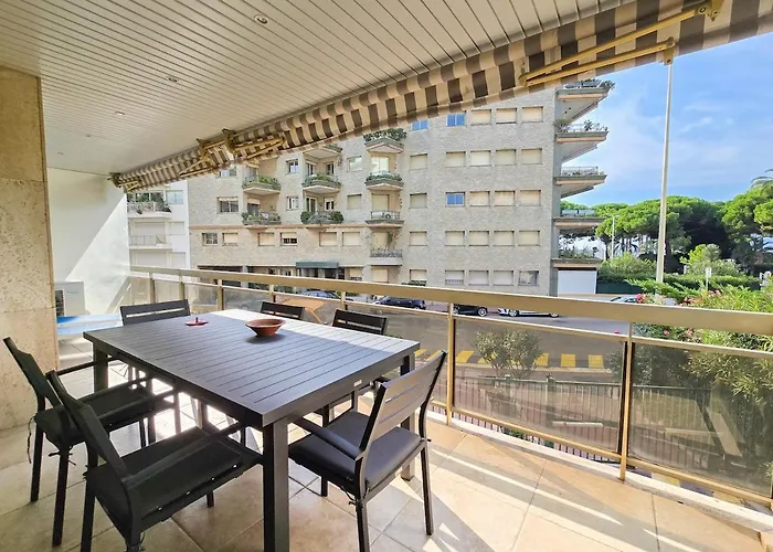 Apartment 86m2, Spacieux, 2 Chambres, A 1 Min De La *