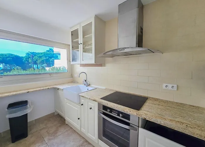 86m2, Spacieux, 2 Chambres, A 1 Min De La * Cannes