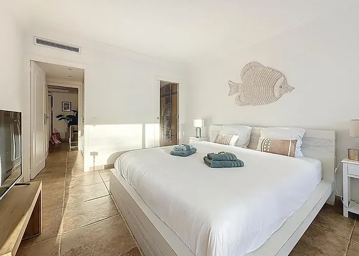 Apartman 86m2, Spacieux, 2 Chambres, A 1 Min De La